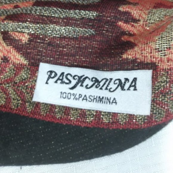 Pashmina: Sparkling metalic Shawl/wrap/scarf - Picture 2 of 5